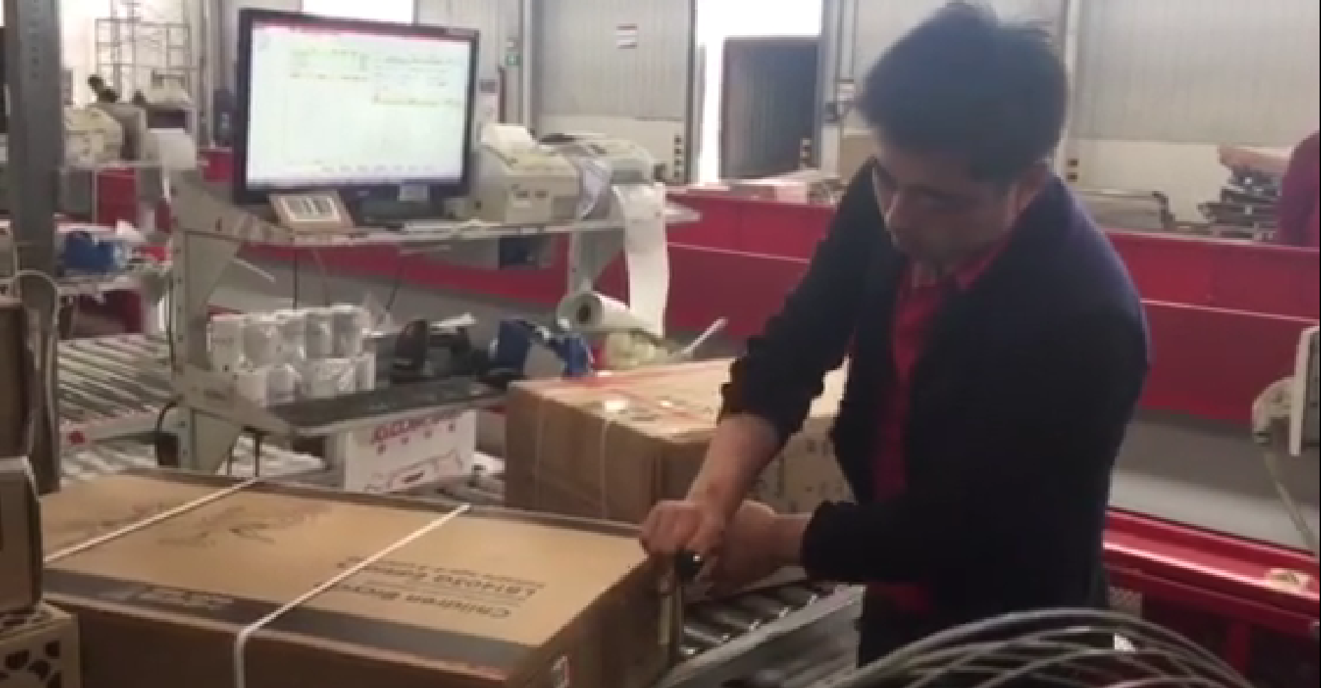 指環掃描槍電商行業打包復核應用場景視頻